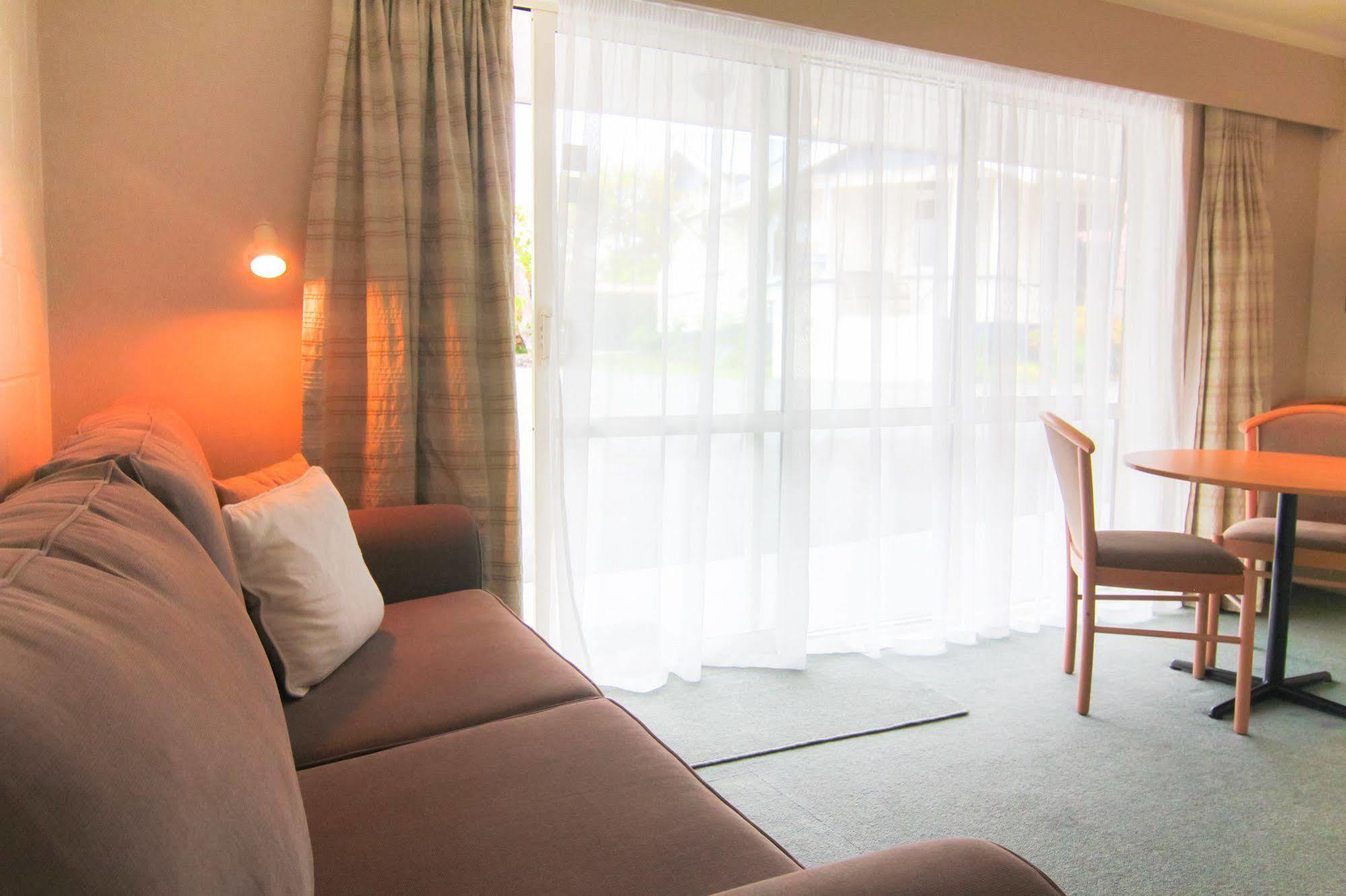 Broadway Lodge Motel Stratford Buitenkant foto