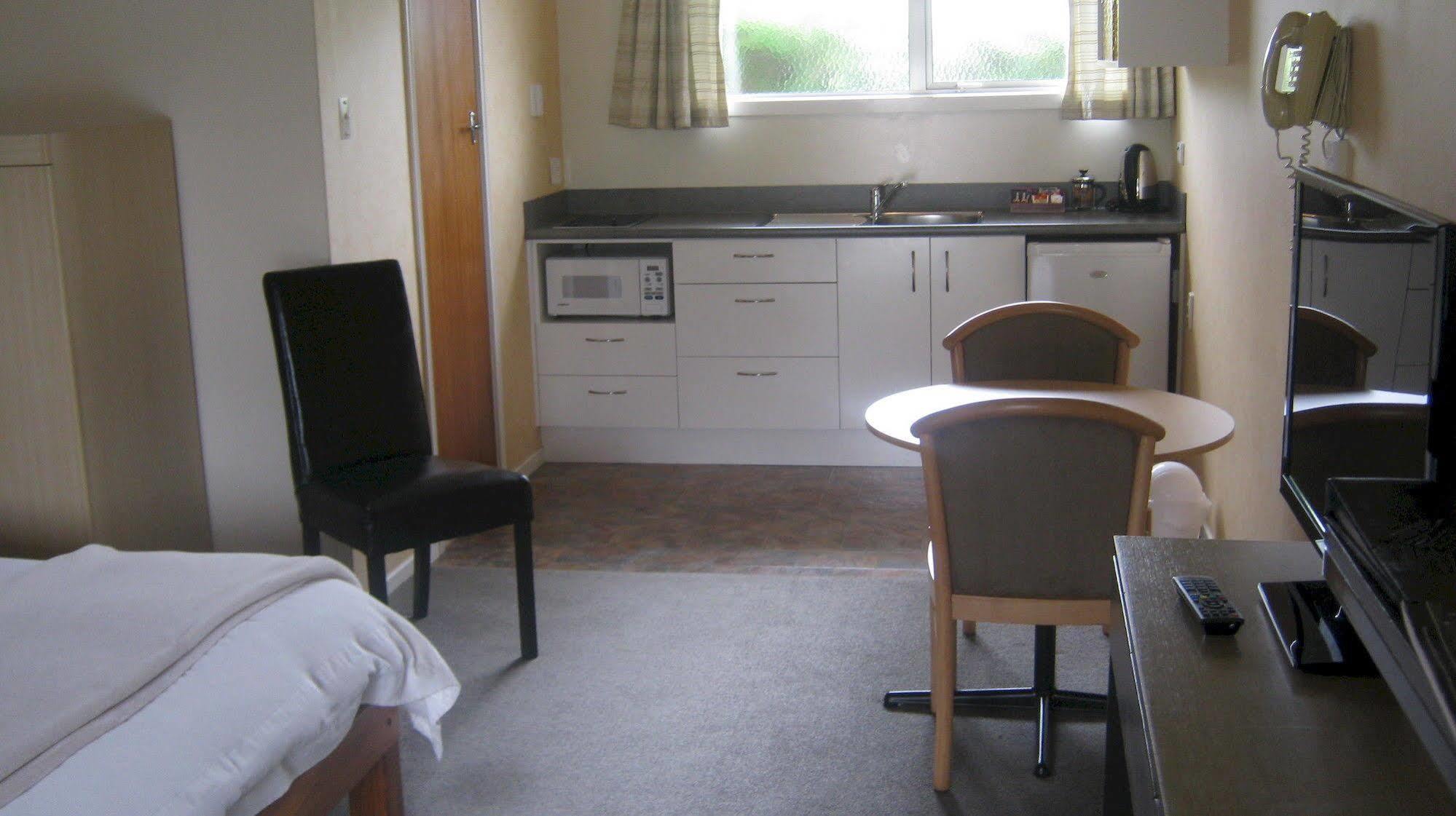 Broadway Lodge Motel Stratford Buitenkant foto