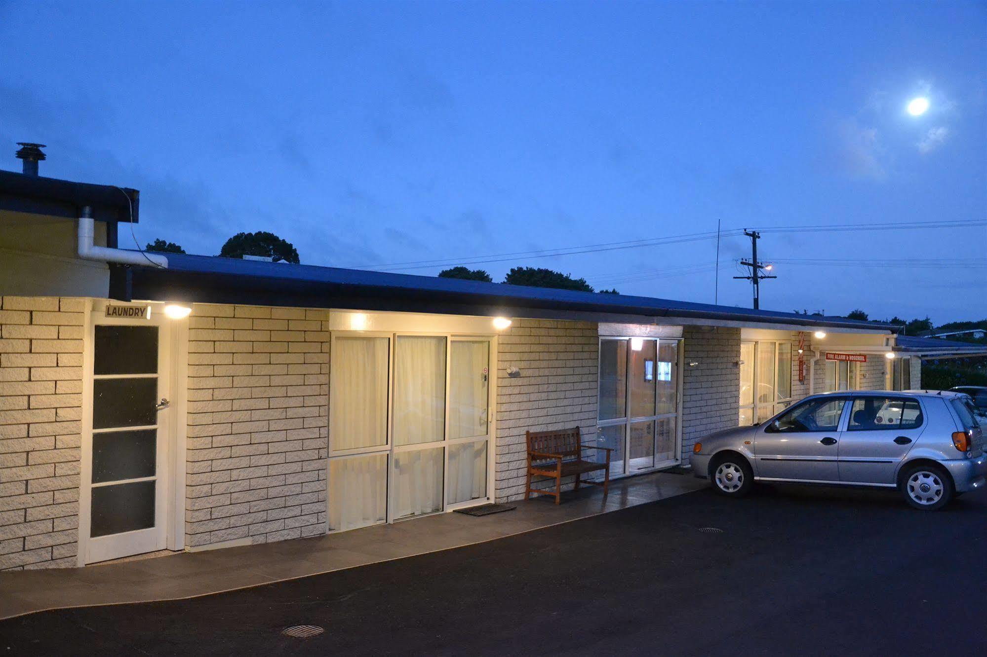 Broadway Lodge Motel Stratford Buitenkant foto