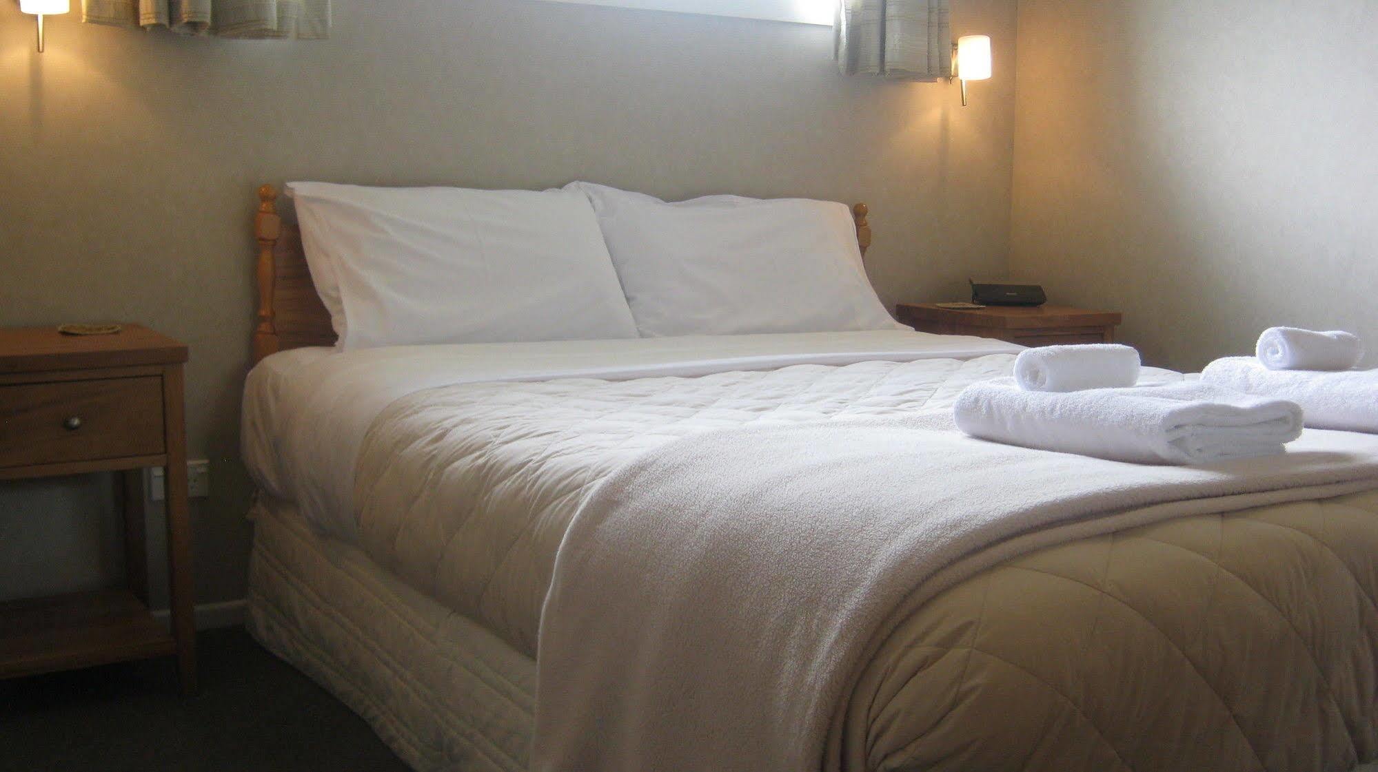 Broadway Lodge Motel Stratford Buitenkant foto